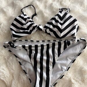 preowned,No Boundries girls navy and white bikini bathing suit,size 7/8